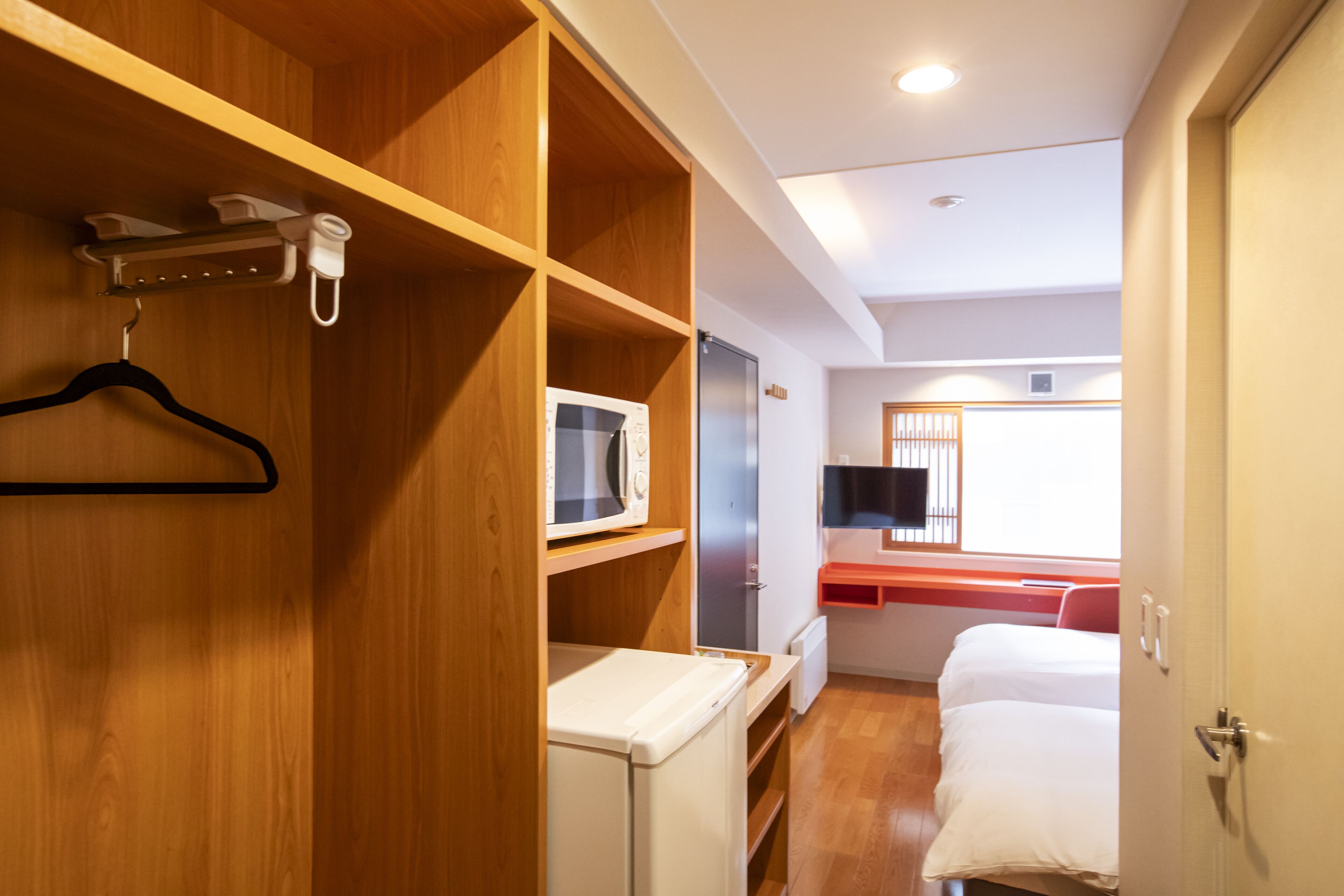 standard room, non smoking | room amenity