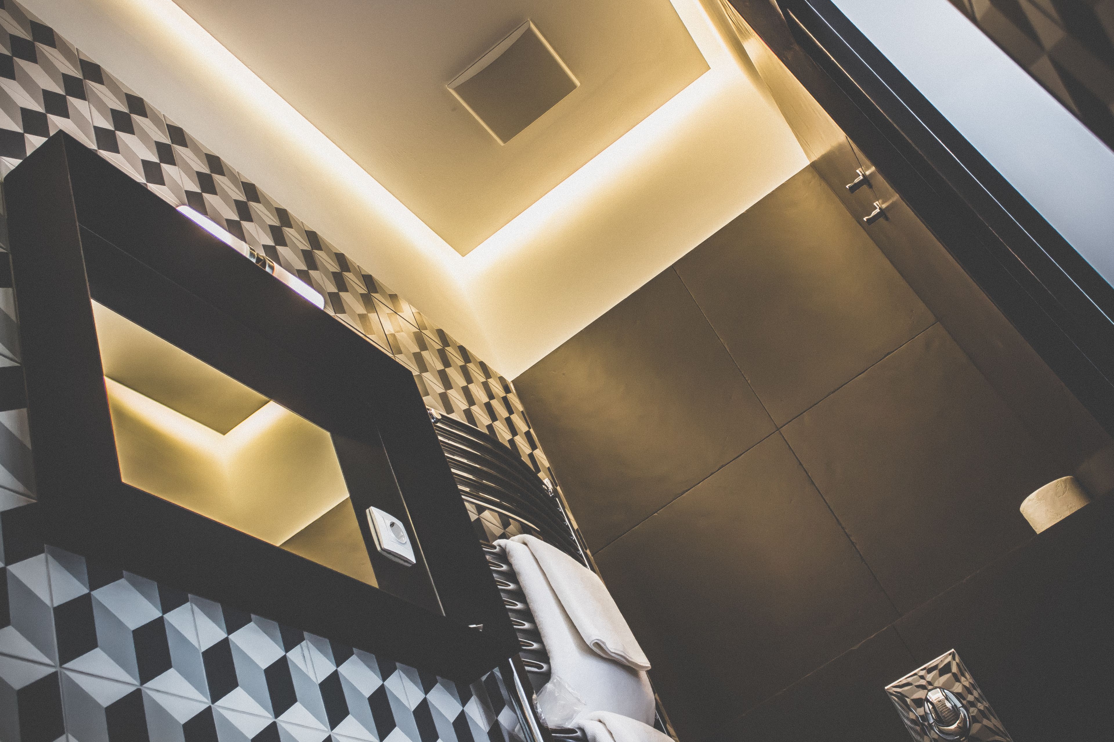 superior double room, city view | bathroom | free toiletries, hair dryer, towels