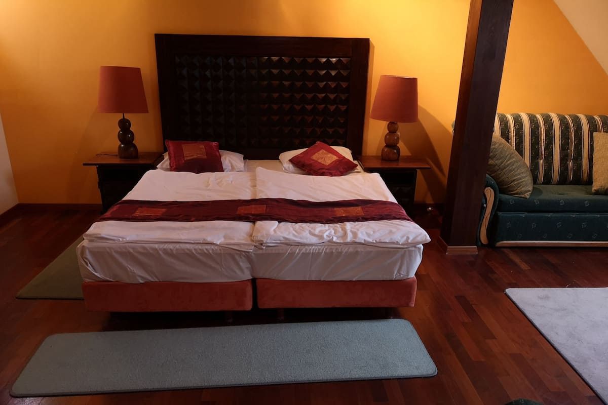 Penthouse, 2 slaapkamers | Luxe beddengoed, geluiddichte muren, gratis wifi, beddengoed