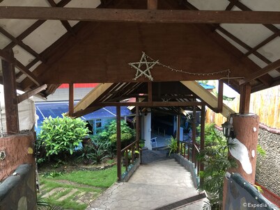 Casa Reyfrancis Pension House