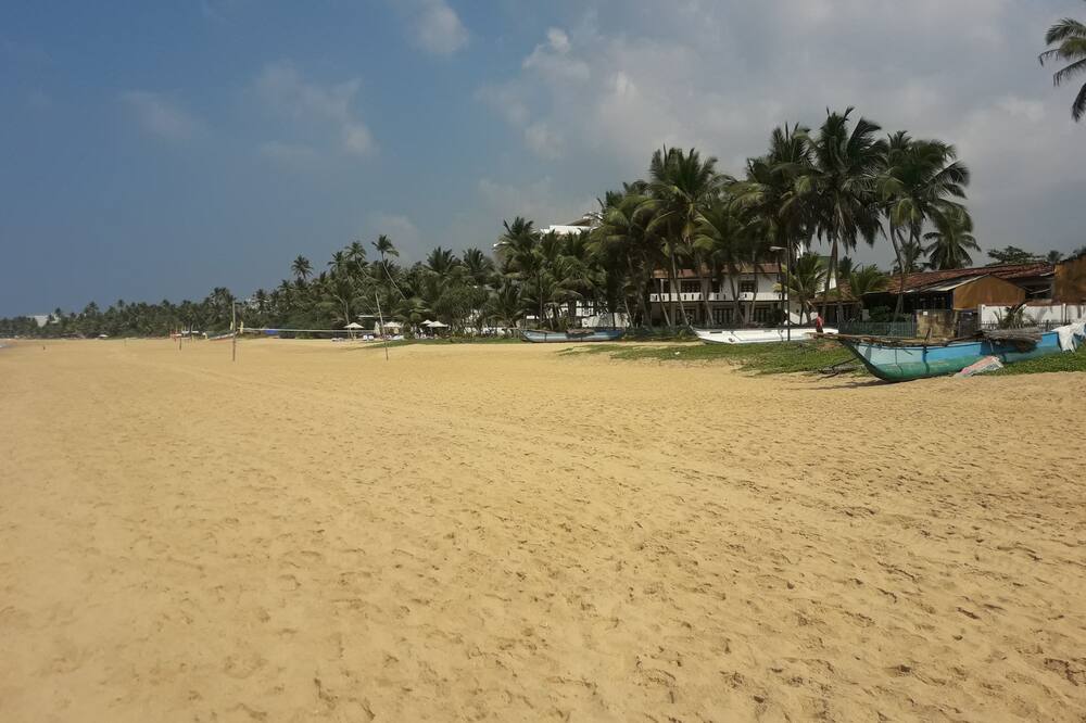Sea Front Hikkaduwa
