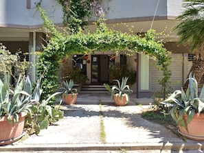 Entrada de la propiedad