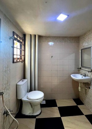 Superior-Dreibettzimmer | Badezimmer