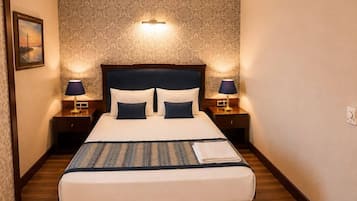 Economy Double Room, Smoking, City View