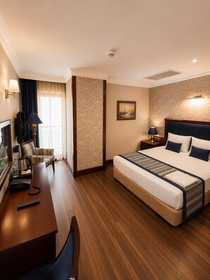 Premium bedding, minibar, in-room safe, desk - Hotel Princess Boutique (Istanbul)