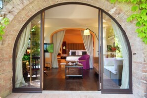 Suite, 1 Bedroom | Living area | Flat-screen TV - L'Olmo (Pienza)
