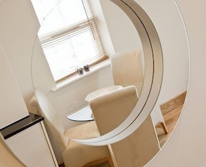 Flat-screen TV - Valley Park Studios (Harrogate)