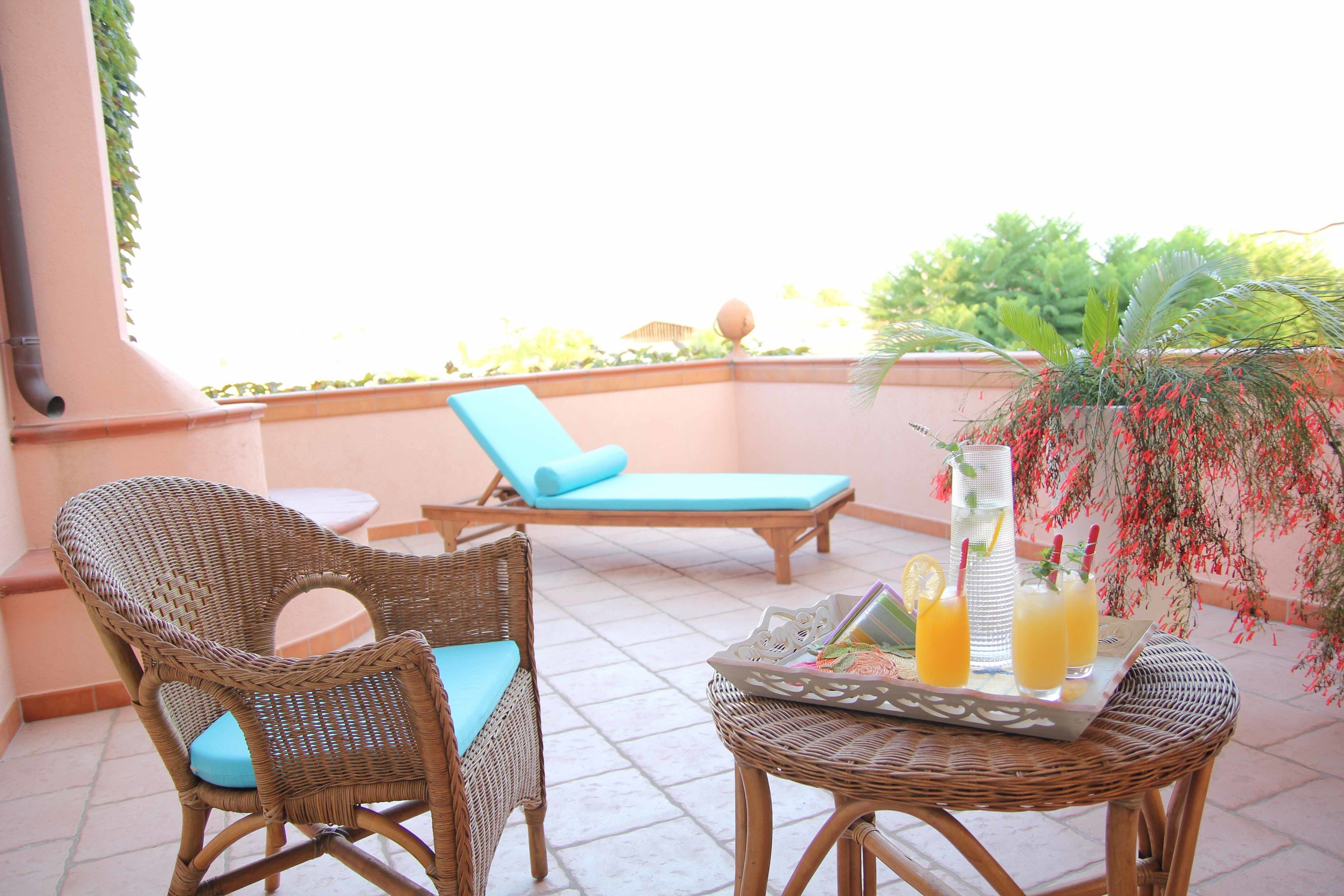 Luxury-Suite, 1 King-Bett, Badewanne, Parkblick | Terrasse/Patio