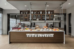 Morgenmadsbuffet hver dag mod et gebyr