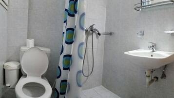 Apartment, 1 Bedroom, Balcony, Garden View | Bathroom | Shower, hair dryer