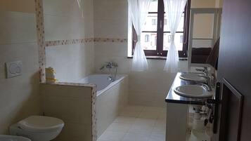 Departamento Deluxe, 1 habitación, cocineta | Baño