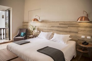 Junior Suite | Premium bedding, in-room safe, desk, bed sheets - Abittare Hotels (Cusco)