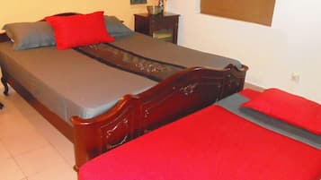 Strykjärn/strykbräda, gratis wi-fi och sängkläder