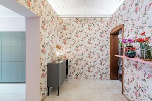 Lobby - España (Rome)