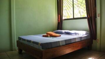Apartment, 2 Bedrooms, Garden View (Verde) | In-room safe, rollaway beds, free WiFi