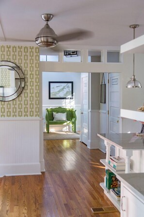 Lobby - North Fork Guest House (Cutchogue)