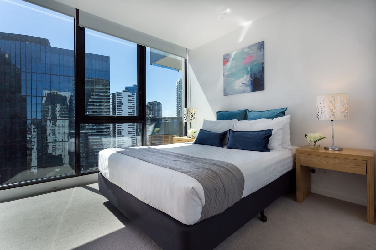 1 bedroom, premium bedding, pillow-top beds, soundproofing
