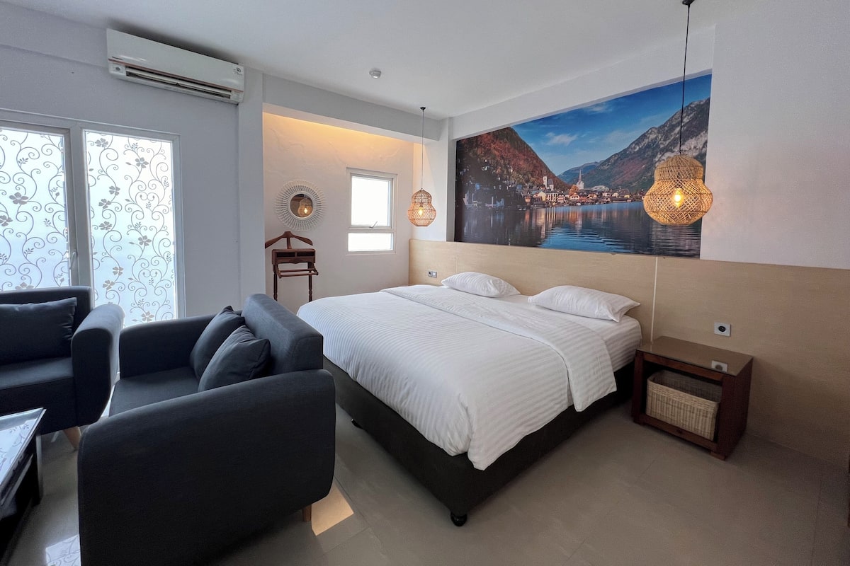 Junior Apartment, 1 King Bed | 1 bedroom, Egyptian cotton sheets, premium bedding, pillowtop beds