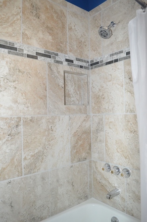 Junior Suite, Kitchen, Mountain View (2nd Floor) | Iron/ironing board, free WiFi, bed sheets