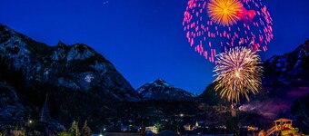 Ouray Riverside Resort - Inn & Cabins