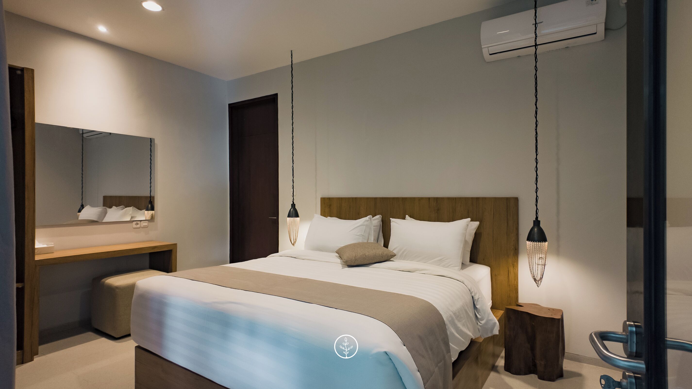 Villa Deluxe, plusieurs chambres, vue vallée | 5 chambres, rideaux occultants, fer et planche à repasser, Wi-Fi gratuit