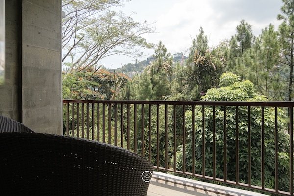 Vila luxo, vários quartos, vista para o vale | Vista do quarto