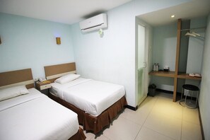 Deluxe Room - Amaliun Hotel (Medan)