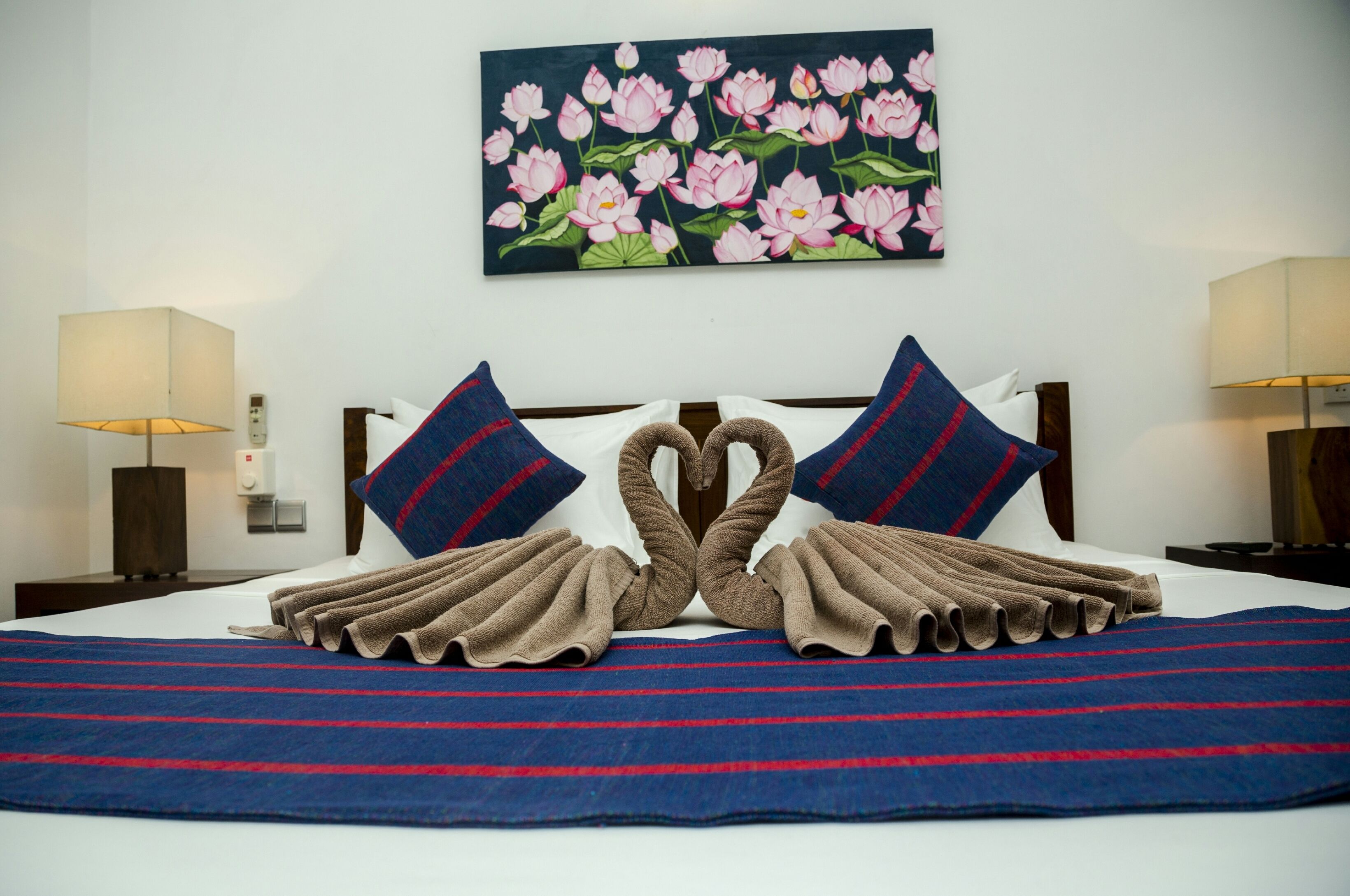 Deluxe Room | 1 bedroom, minibar, in-room safe, desk