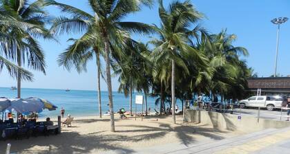 Alex Group Jomtien Plaza Condotel
