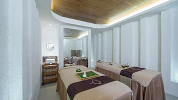 Couples treatment rooms, sauna, hot tub, steam room, body treatments
