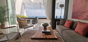 Villa | 1 slaapkamer, luxe beddengoed, een kluis op de kamer, een bureau