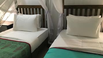 Habitación | Escritorio, insonorización, wifi gratis y ropa de cama