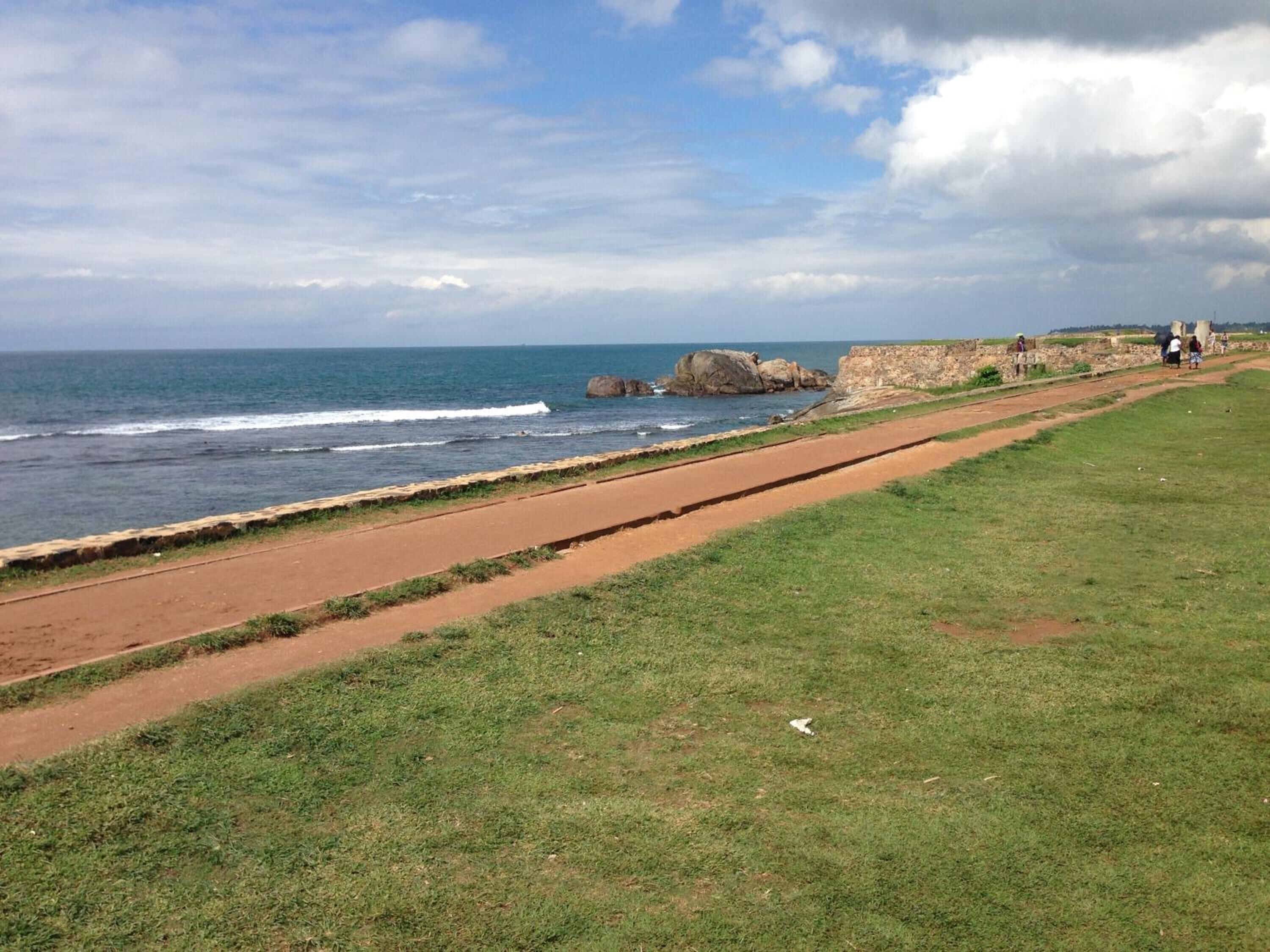 Una spiaggia nelle vicinanze