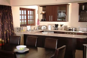 Private kitchen - Deacra Villas By Sol Resorts (Vilanculos)