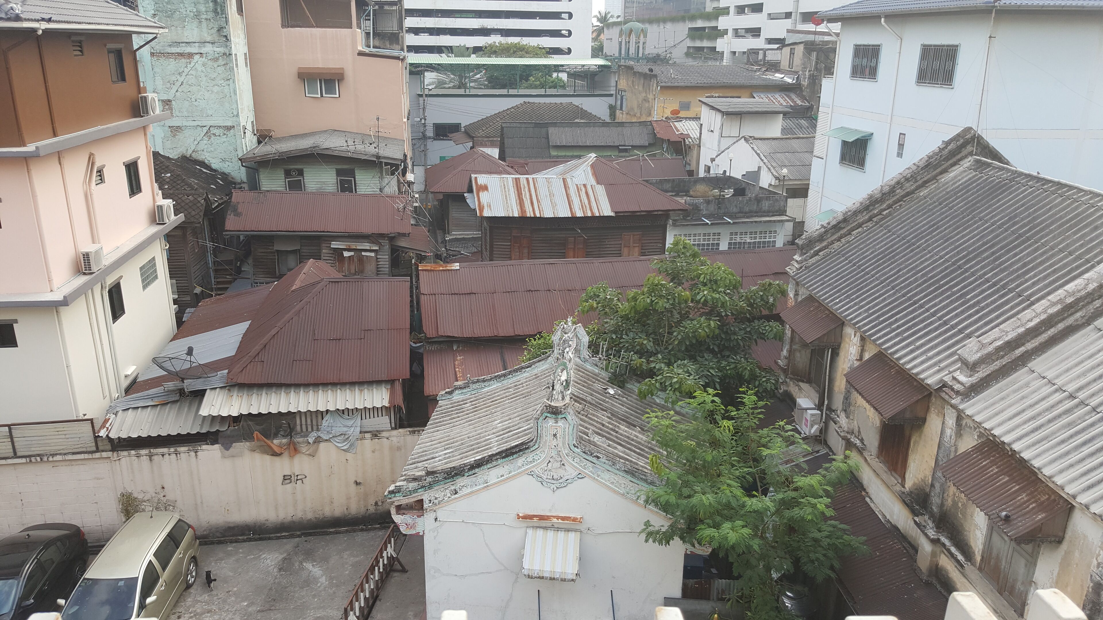 Photo - Bangkok Check Inn @Chareon Krung