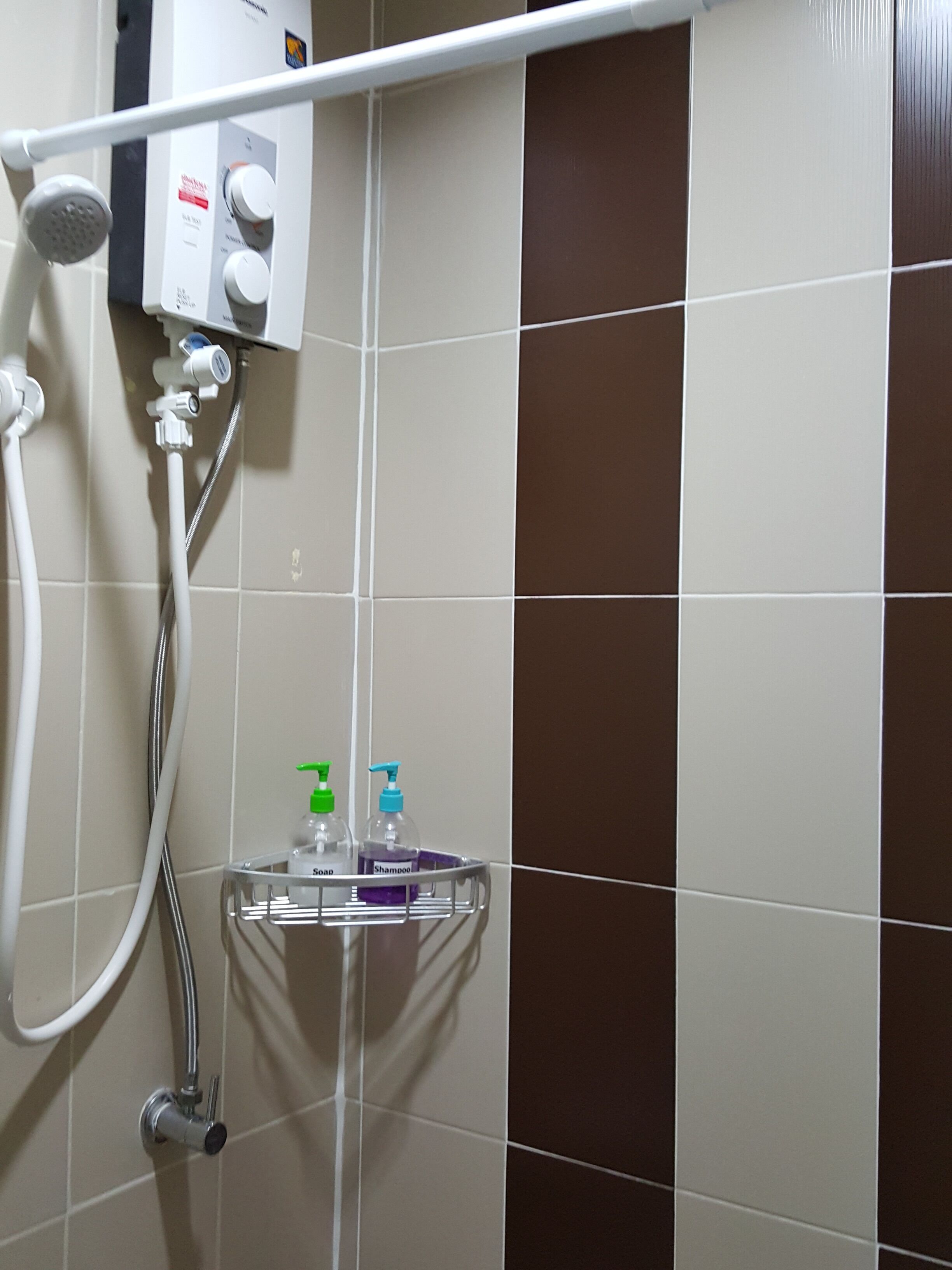 Photo - Bangkok Check Inn @Chareon Krung