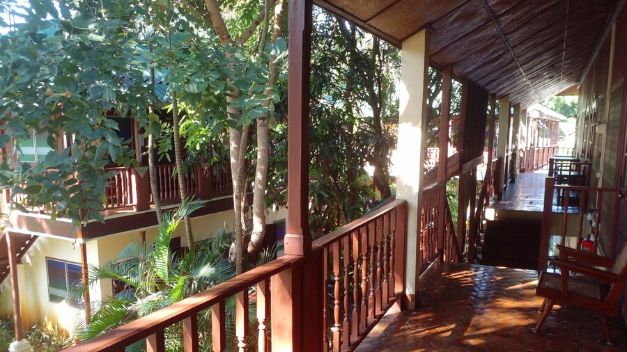 Golden Triangle Palace