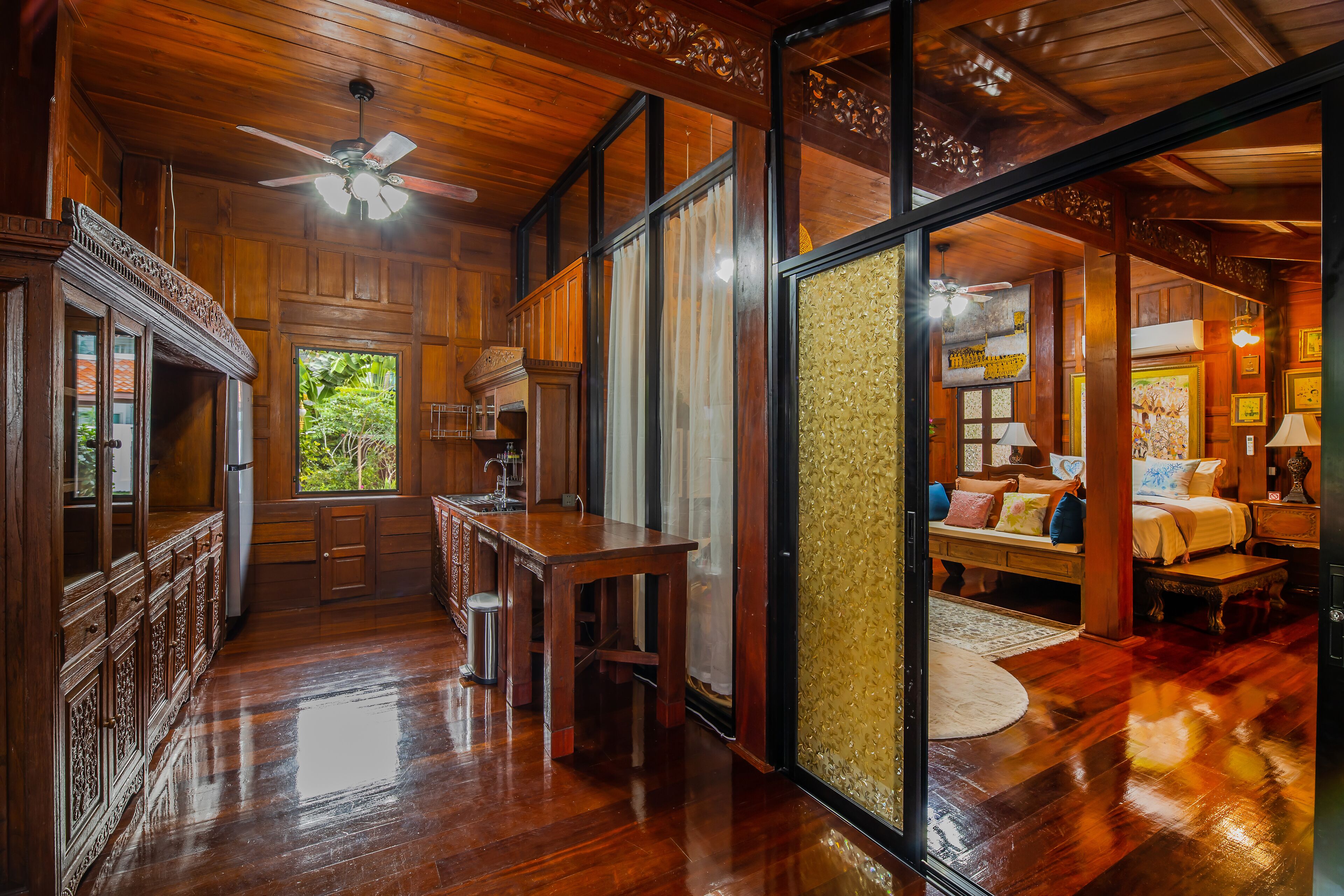 deluxe villa | private kitchen | fridge, microwave, coffee/tea maker, electric kettle