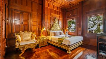 1 bedroom, Egyptian cotton sheets, premium bedding, free minibar