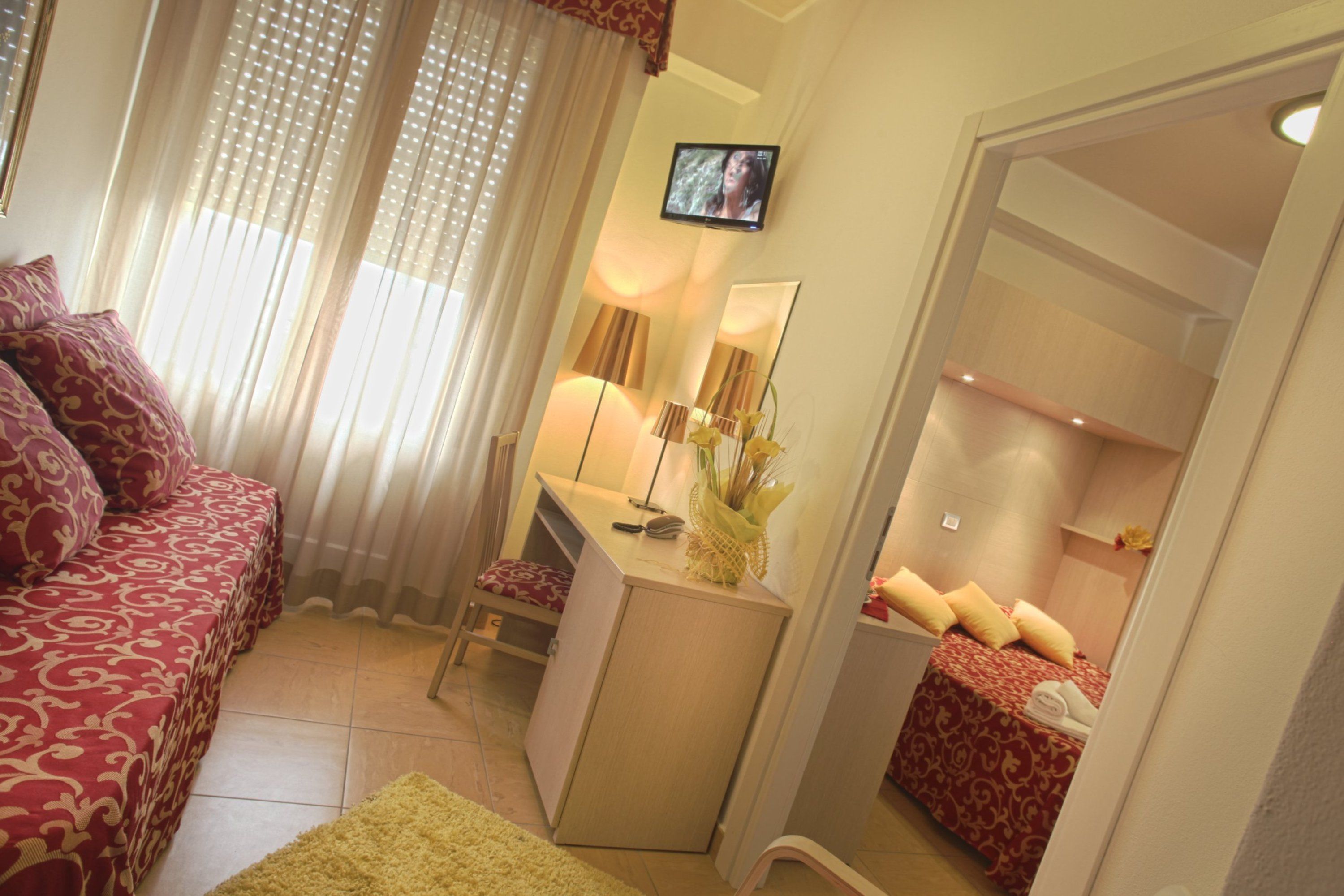 in-room safe, desk, cots/infant beds