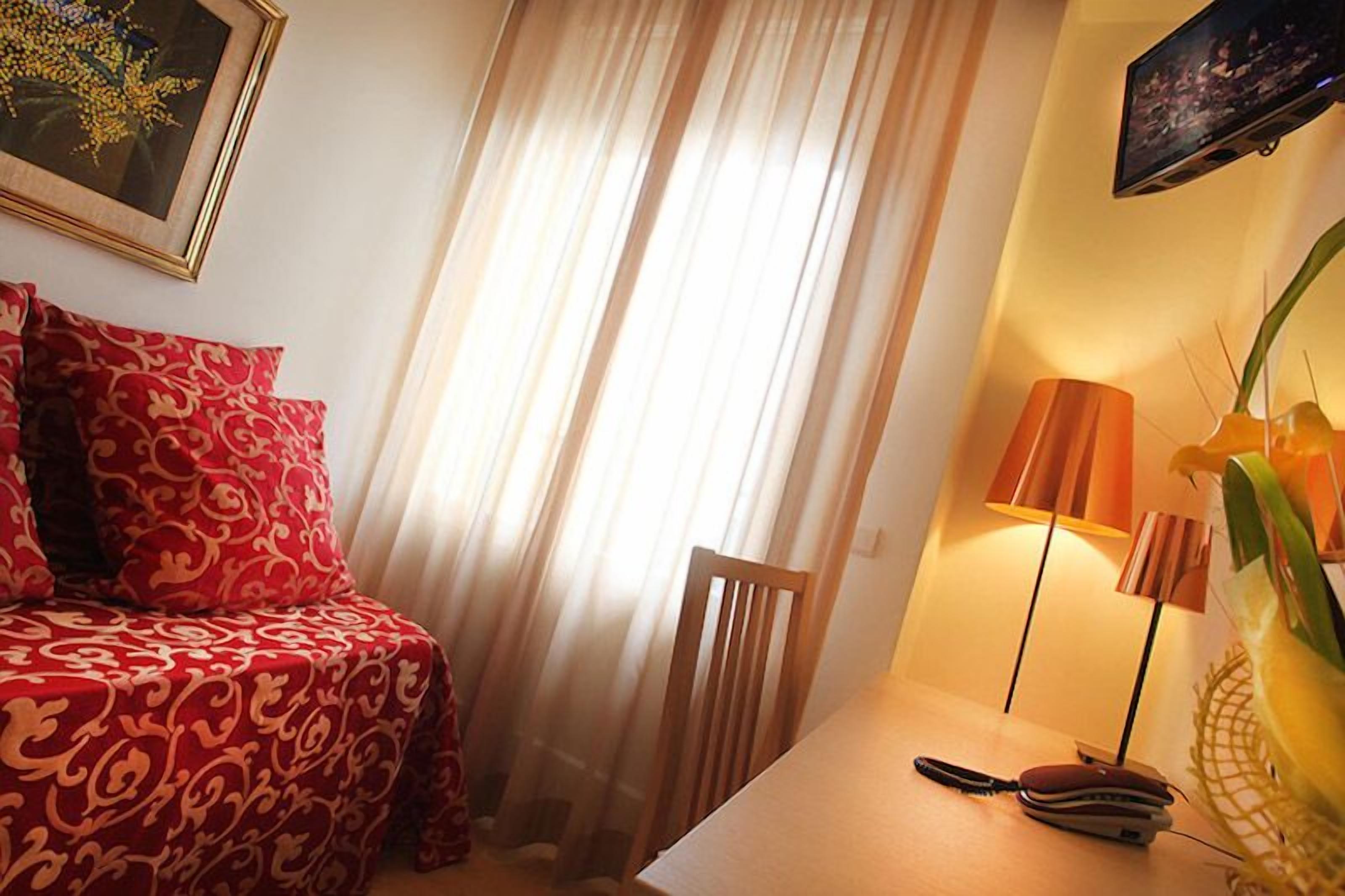 in-room safe, desk, cots/infant beds