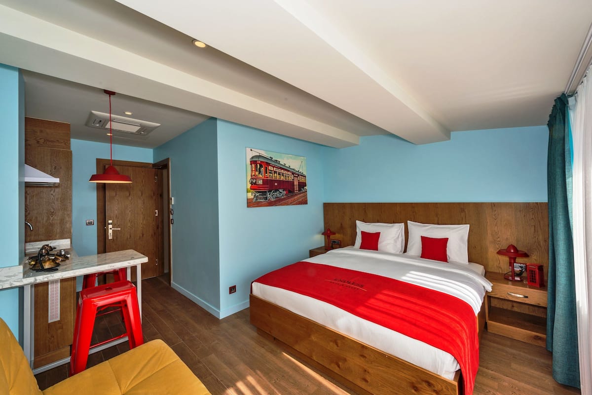 1 habitación, minibar, caja de seguridad en la habitación y escritorio