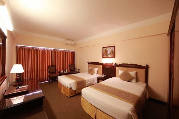 1 bedroom, minibar, in-room safe, desk