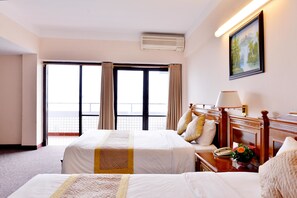 1 bedroom, minibar, in-room safe, desk