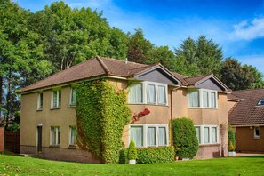 Property grounds - Strathburn Hotel Inverurie by Compass Hospitality (Inverurie)