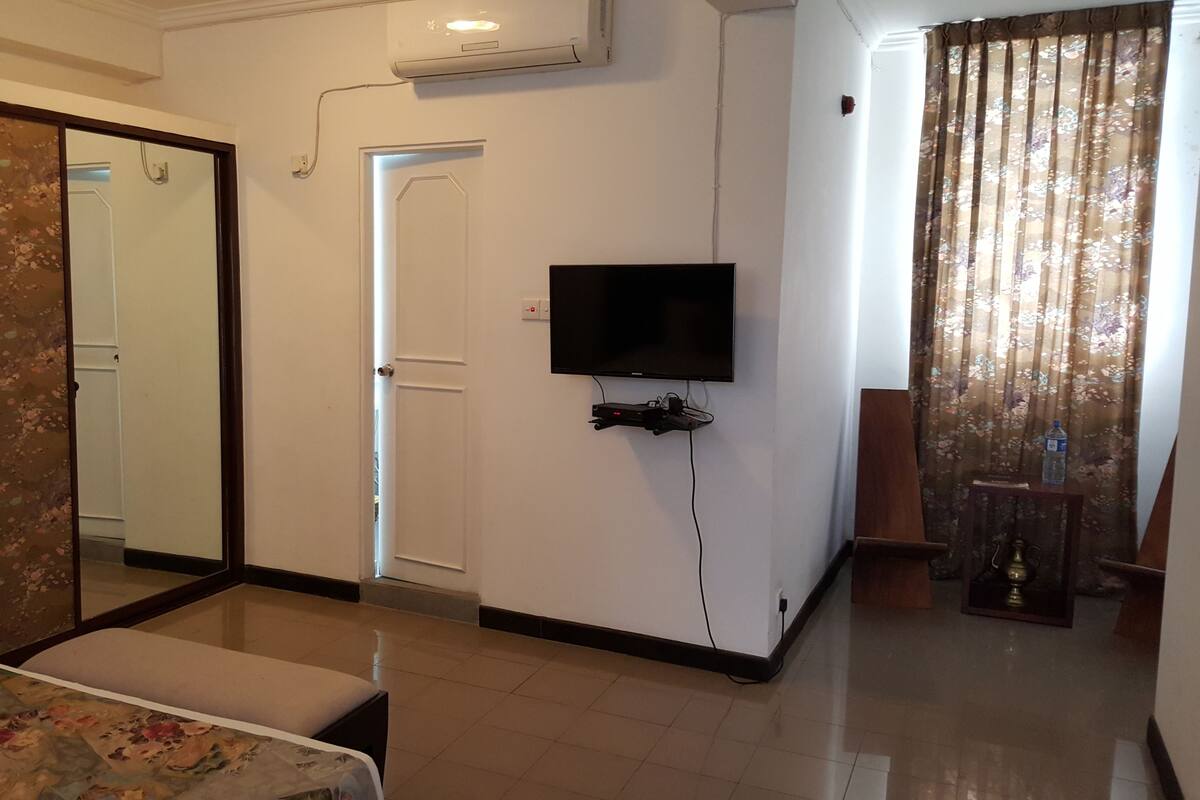 Deluxe-Apartment, 1 Schlafzimmer | 1 Schlafzimmer, Schreibtisch, Bügeleisen/Bügelbrett, Zustellbetten