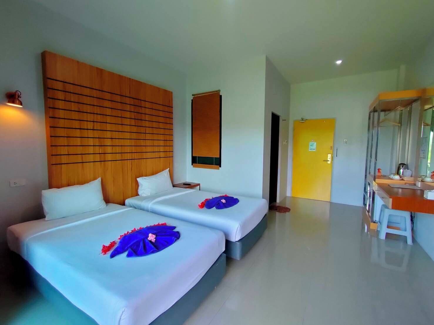 Standard Twin Room | Íróasztal és ingyenes wifi