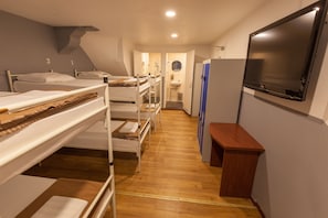 10-persons room bunk beds