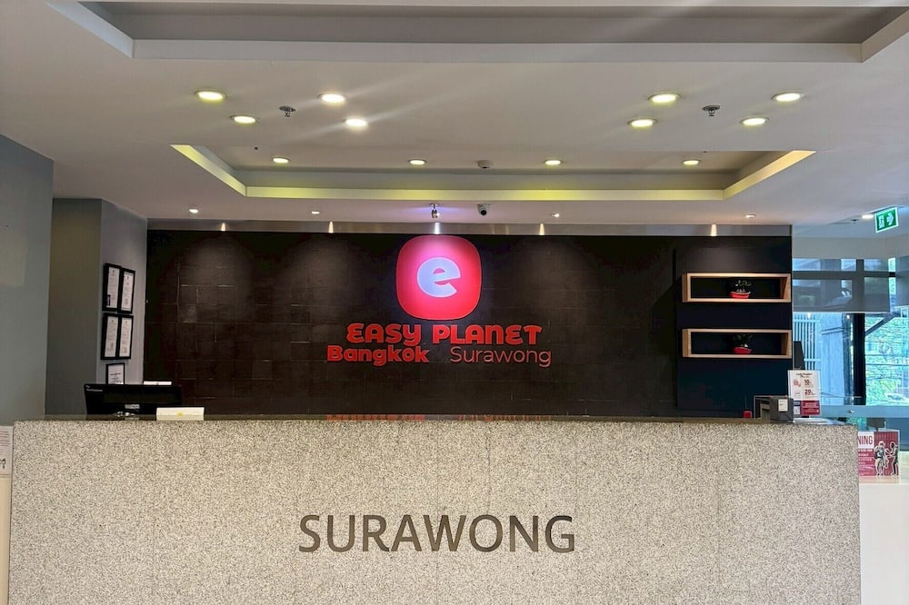 Easy Planet Bangkok Surawong