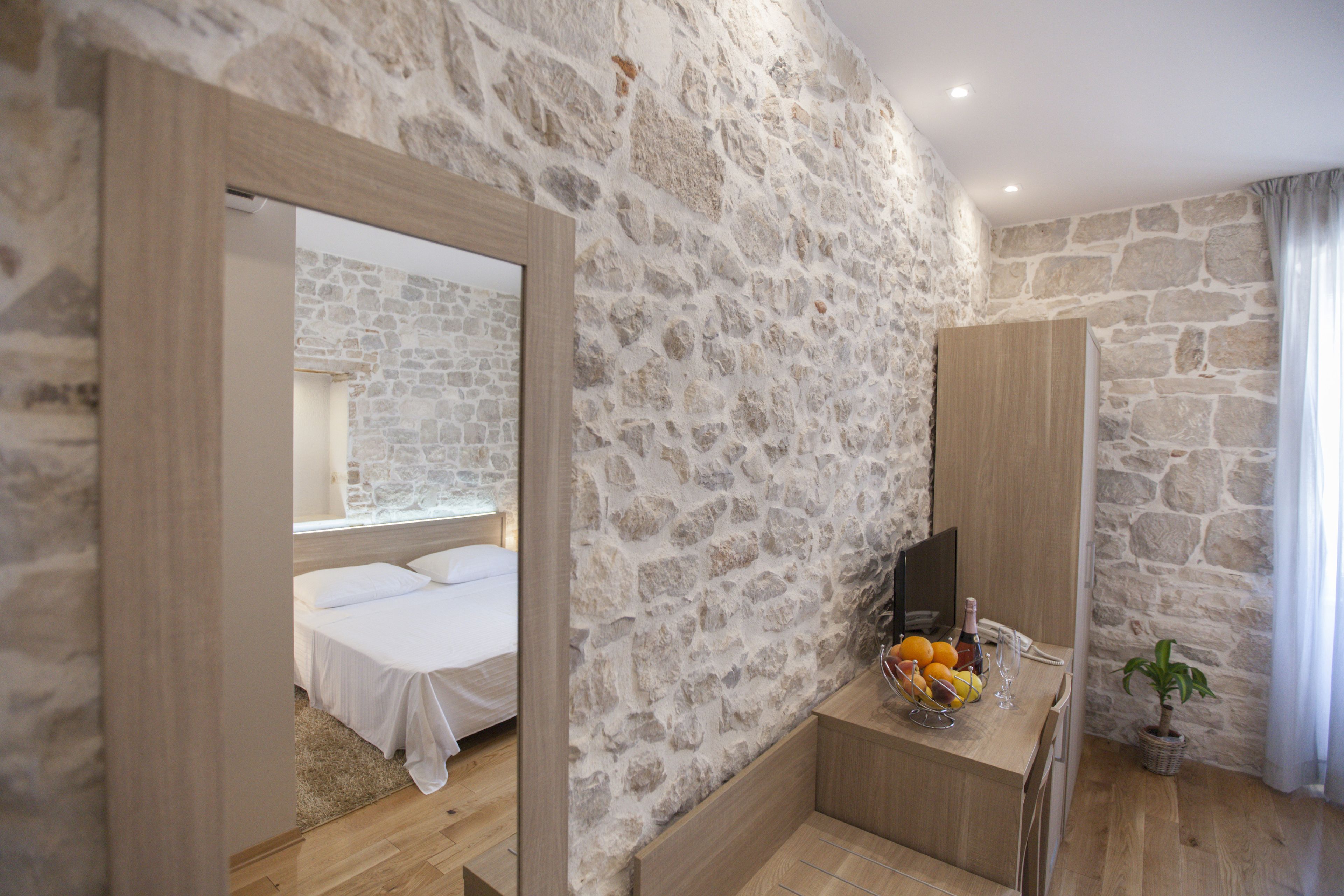 Foto - Tifani Luxury Rooms 2